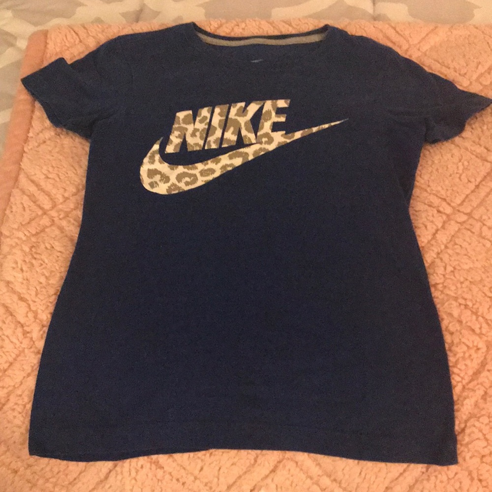 Nike workout/sport shirt